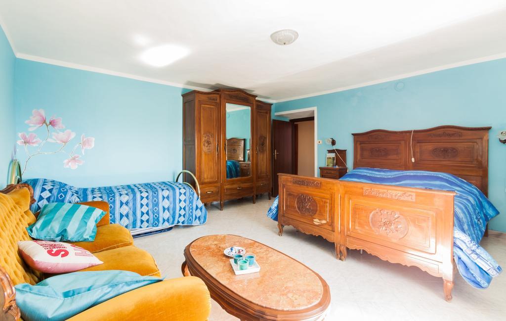 Bed And Breakfast Val D'Oche 카스텔 보글리오네 객실 사진